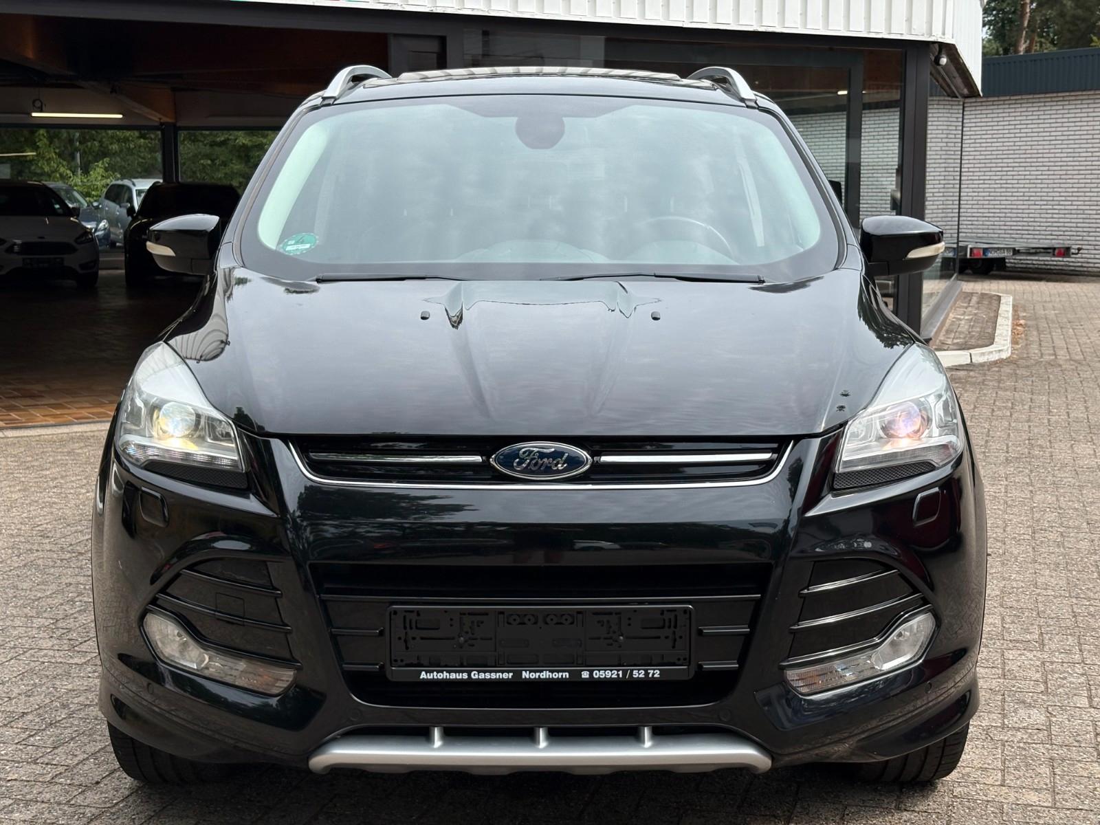 Ford Kuga Individual 4x4 132kw  *PANOR*KEYLESS*AHK*