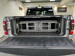 Fahrzeugabbildung Dodge 2022 LIMITED NIGHT-RAMBOX-TAILGATE-PRINS LPG