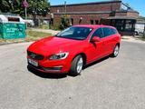 Volvo V60 D6 TWIN ENGINE Plug-in-Hybrid Momentum M...