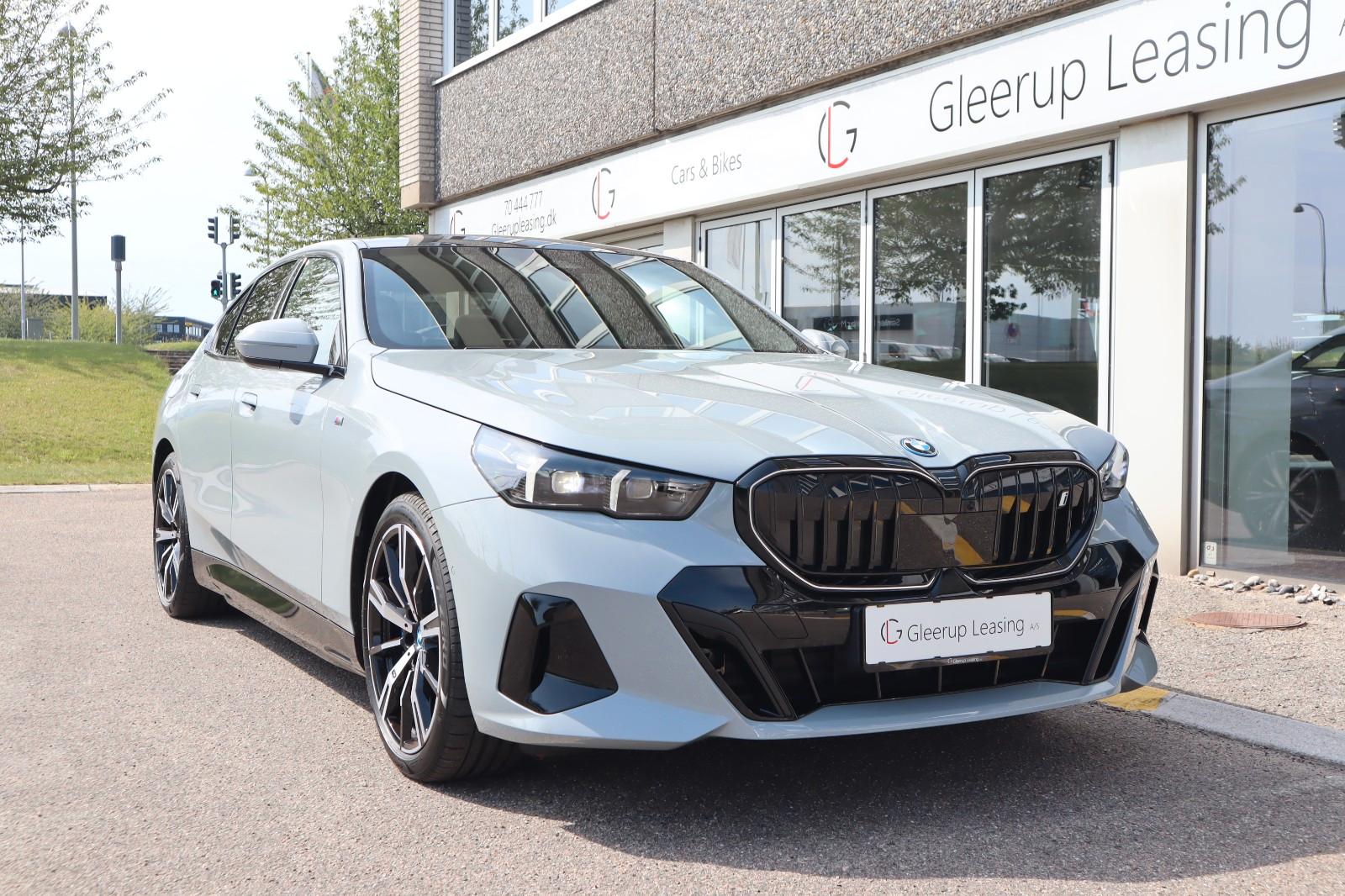 BMW 40 eDrive M Sport PANO ANH.KUPL H&K