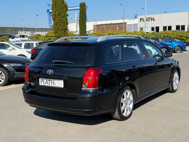 Toyota Avensis Kombi 2.0 Executive