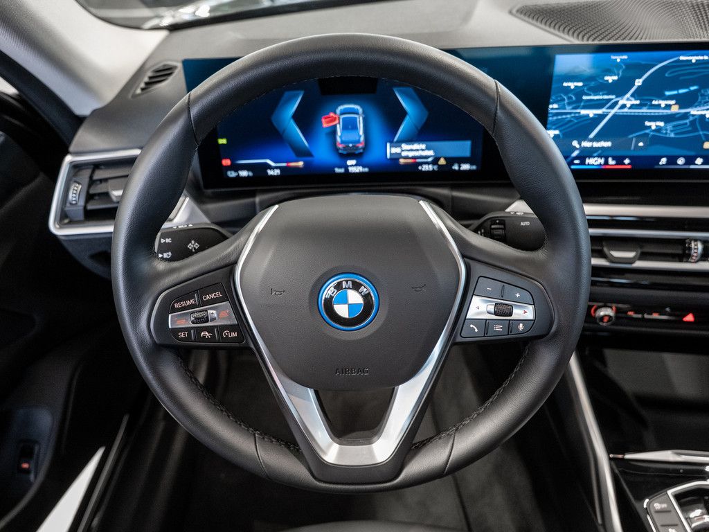BMW i4 - Bild 16