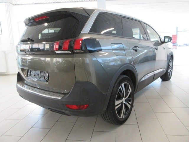 Fahrzeugabbildung Peugeot 5008 Allure Business 1.5D LED/NAVI/PDC/360°/DAB