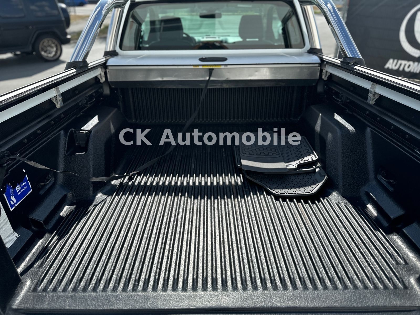 Fahrzeugabbildung Ford Ranger 3.2 TDCi Limited Extrakabine 4x4/Navi/AHK