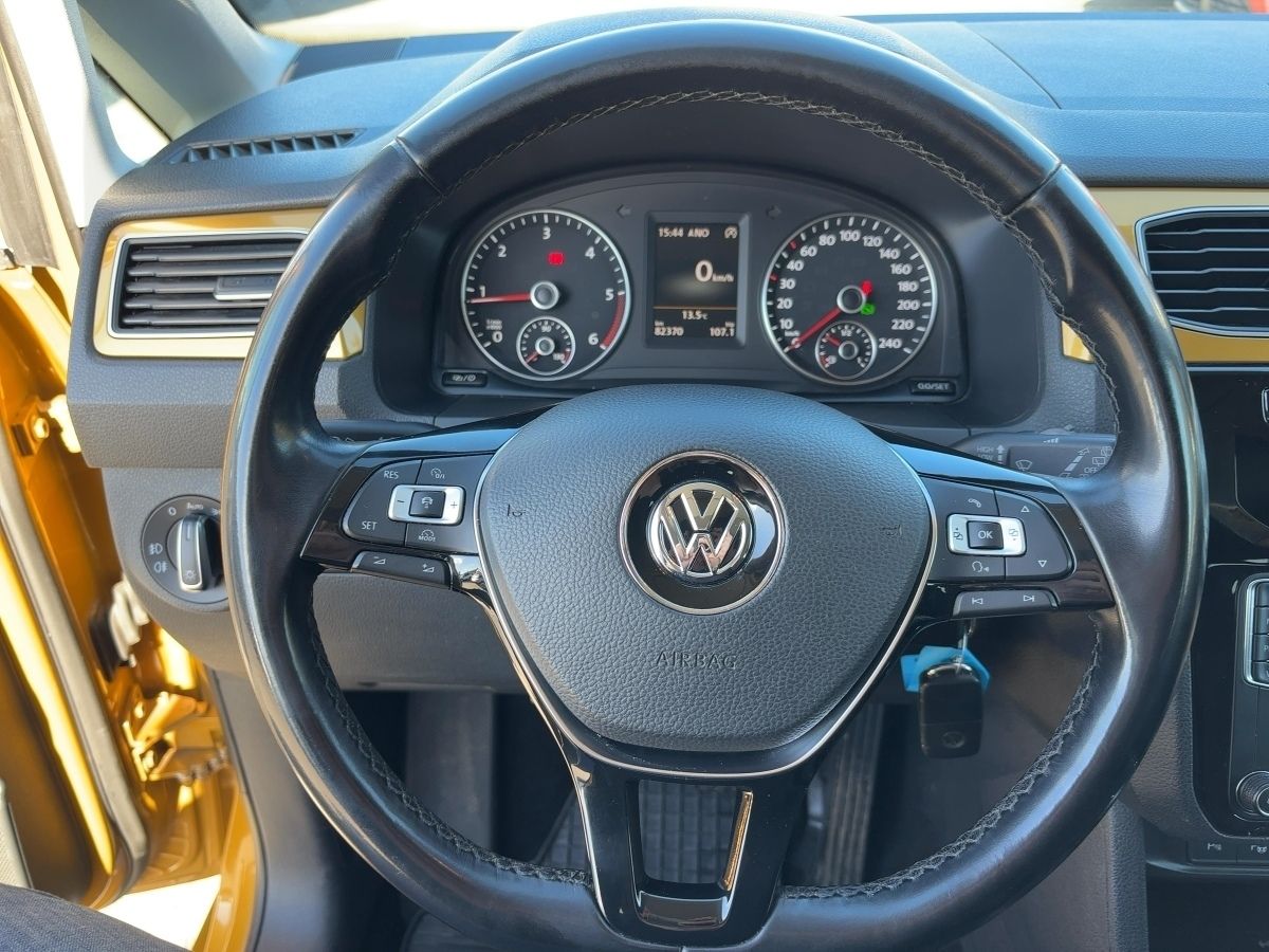 Fahrzeugabbildung Volkswagen Caddy Highline 2.0 TDI DSG Navi Kamera