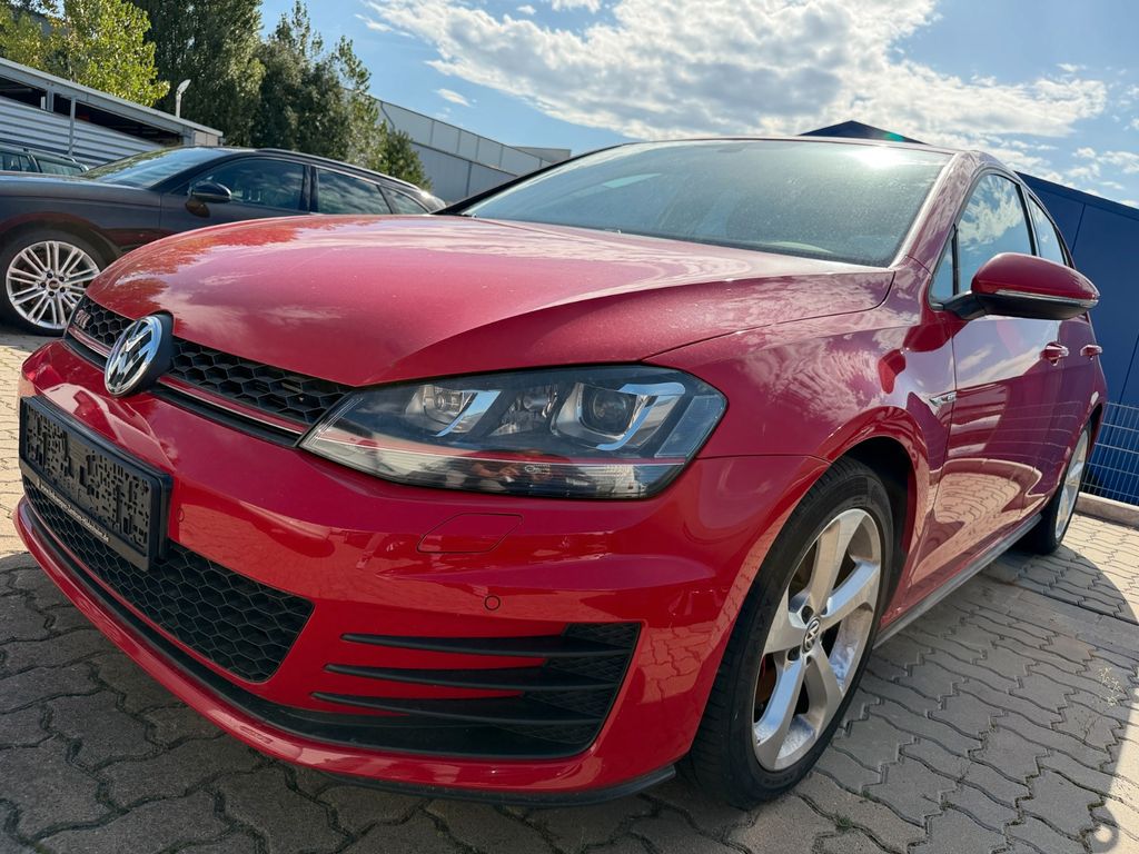 Image of Volkswagen Golf