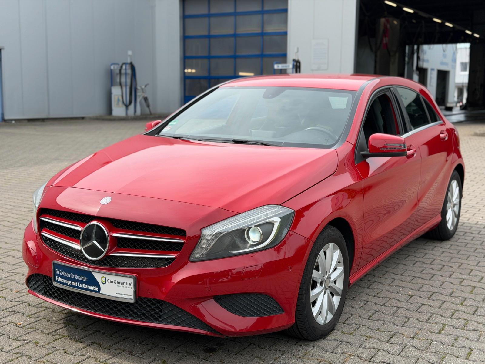 Mercedes-Benz A 180 BlueEfficiency Garantie *Navi*PDC*Bi Xenon
