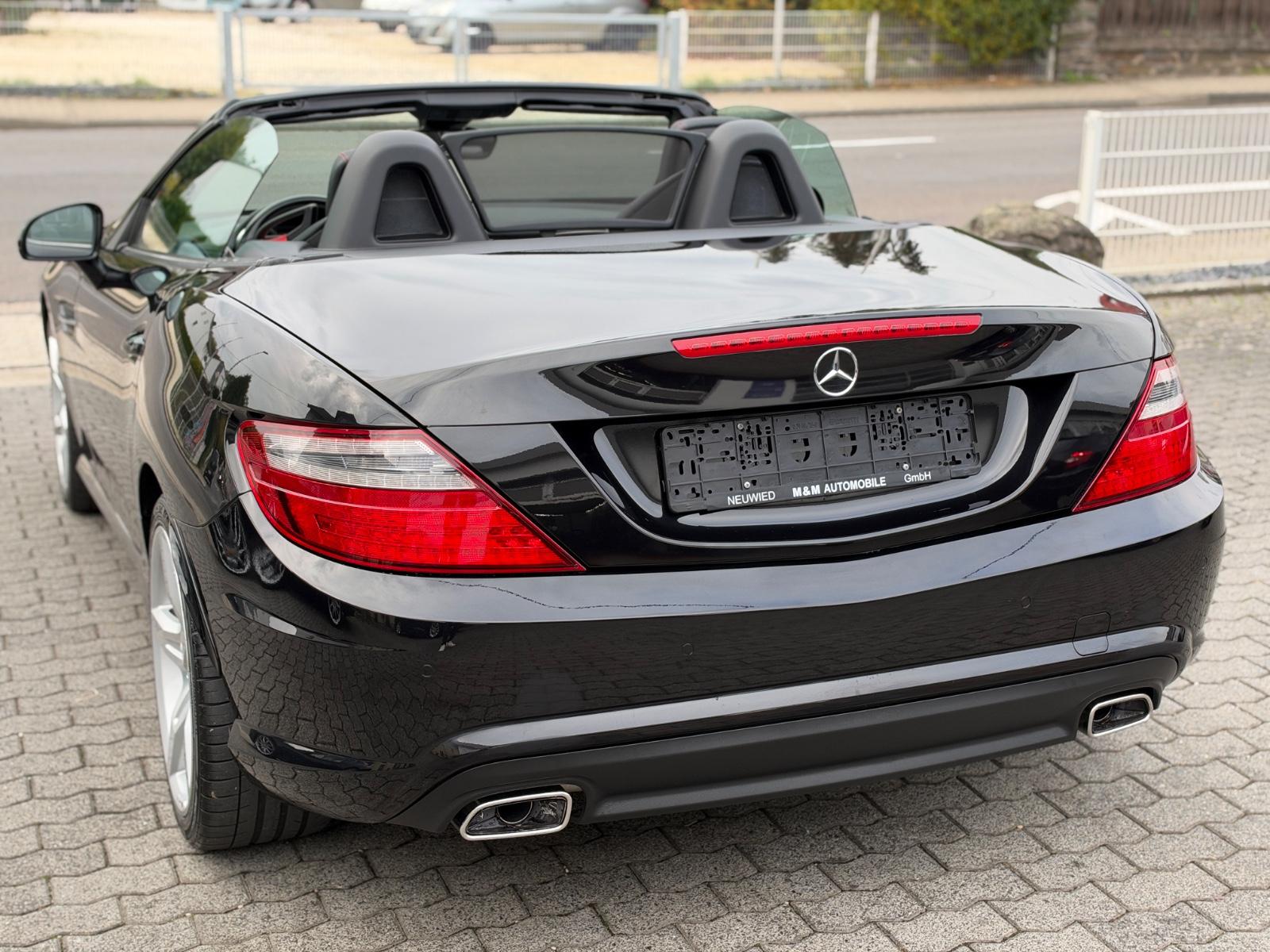 Mercedes-Benz SLK 350 V6 AMG-Line AirScarf 2.Hd Navi ILS Leder