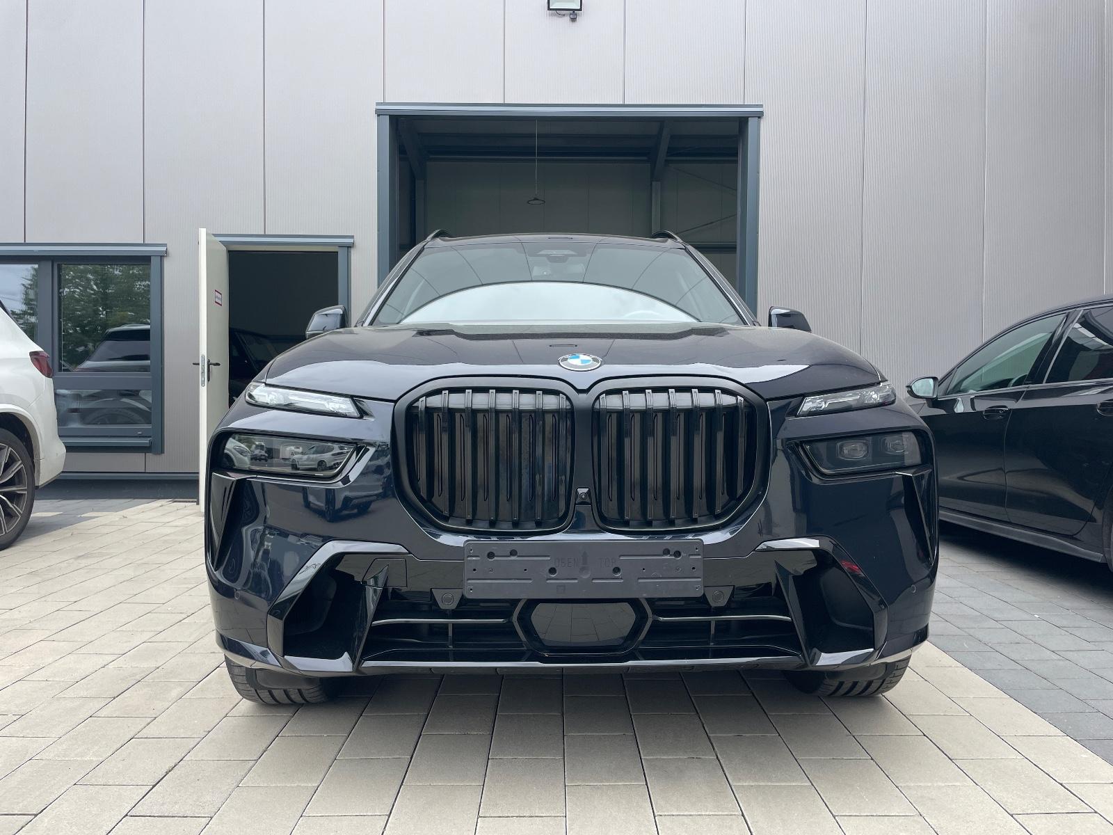 BMW X7xDr40d M-Sport-Pro/SkyLoung/Kristal/Massage/22