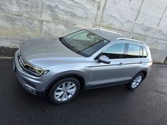 VW Tiguan Offroad 4Motion 2.0TSI 179PS LED Navi ACC