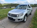 Volkswagen Tiguan Lounge Sport & Style BMT 4Motion - SUV bis 15.000 Euro