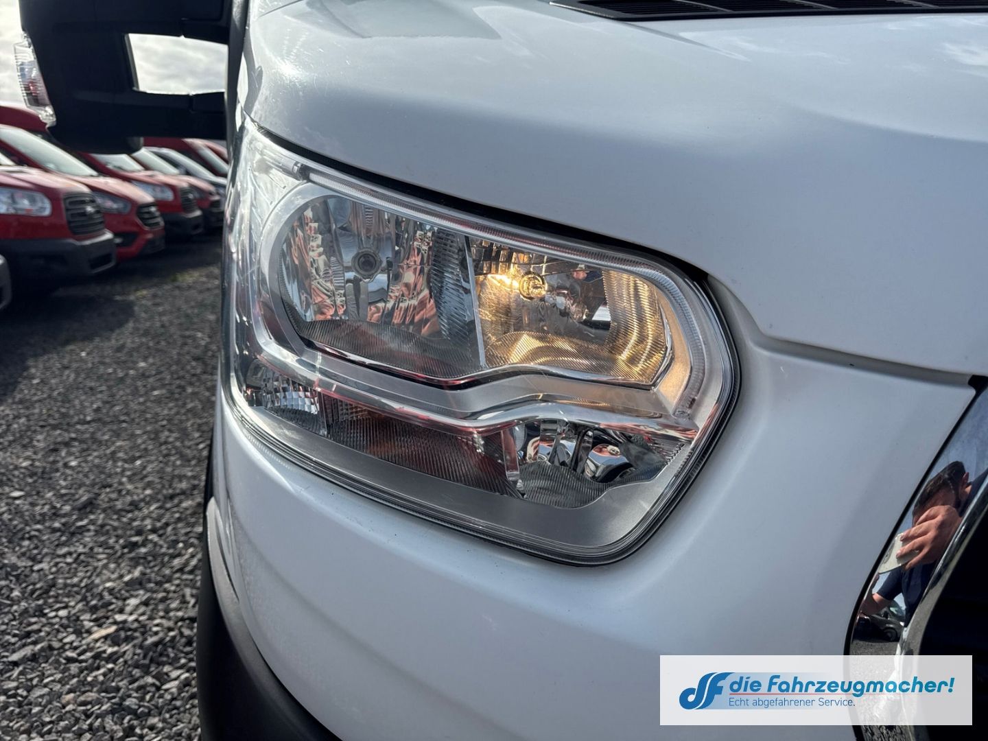 Fahrzeugabbildung Ford Transit Pritsche 350 L3 Doppelkabine Trend 2.0 T