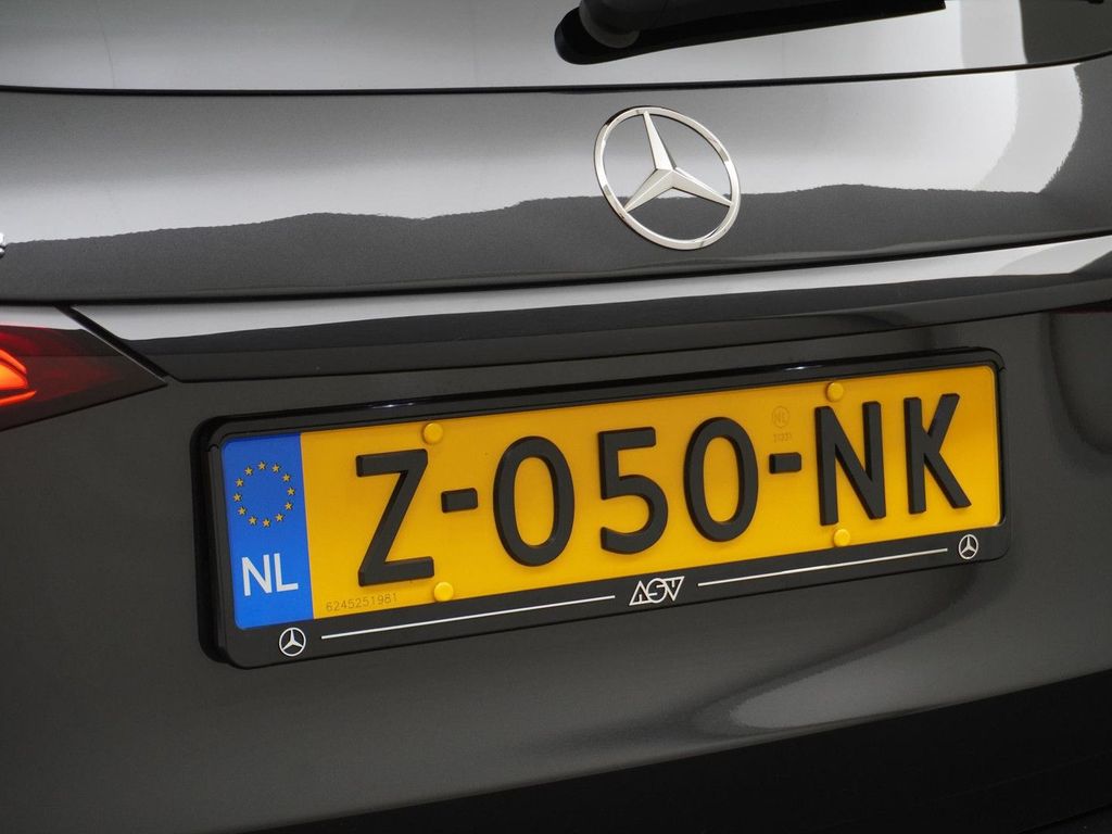 Mercedes-Benz GLC 300 300e 4MATIC AMG Line panorama dach wegkl