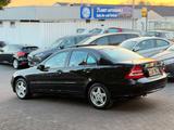 Mercedes-Benz C 180  Kompressor Lim./Automatik*Schiebedach*Shz - Mercedes-Benz C 180 aus 2006: Kompressor