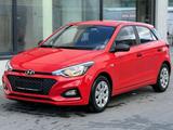Hyundai i20 Pure TÜV Neu original 2.168km Top 1. Hand - Hyundai i20 Pure mit Benzin-Antrieb
