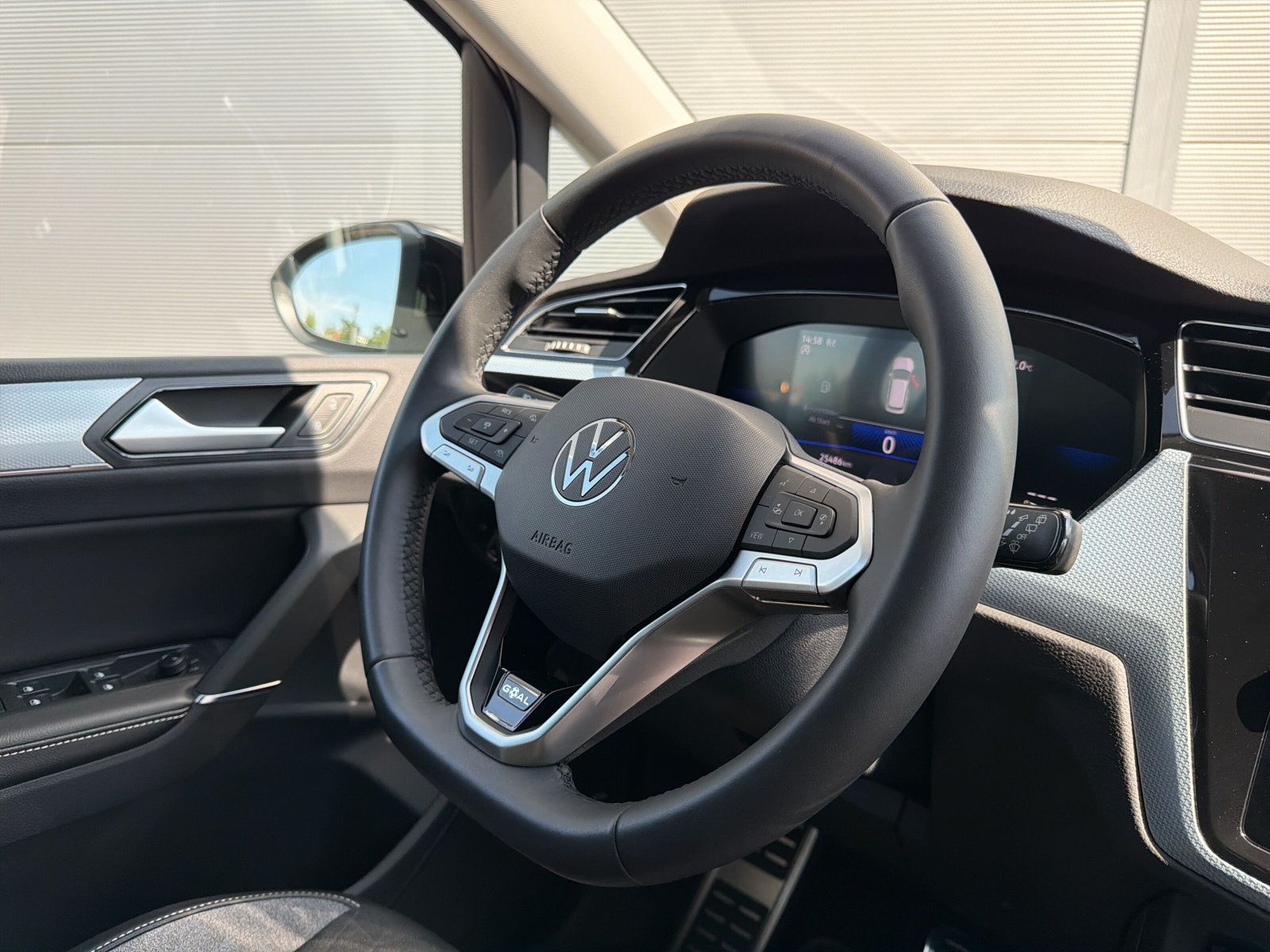 Volkswagen Touran - Bild 16