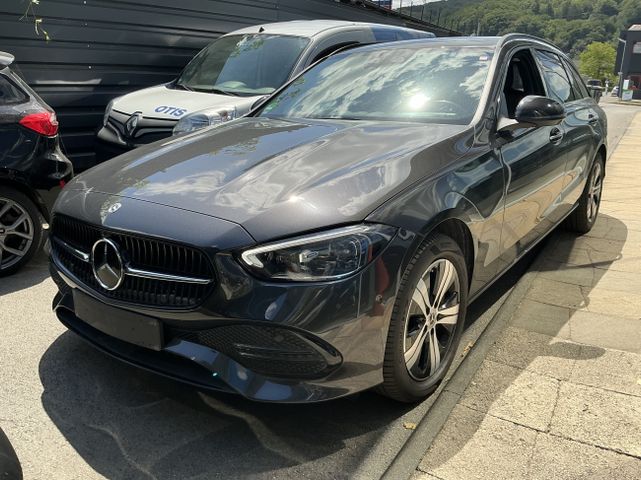 MERCEDES-BENZ C 300 de 4Matic Avantgarde 360Cam ACC SHZ AHK