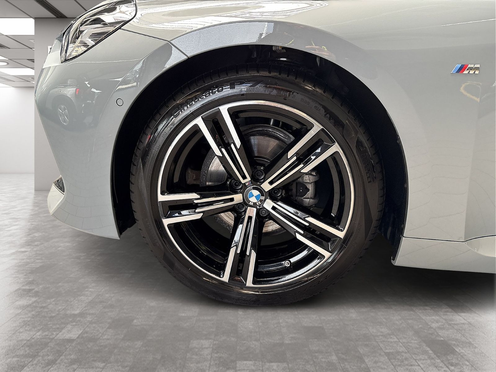 BMW 218 - Bild 9