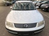 Volkswagen VW Passat Variant 1.9 TDI, Automatik, Lede... - Volkswagen Passat Variant aus 2000