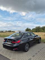 BMW 318i Top Zustand. BMW Werksgarantie bis 12/2025 - BMW 318: Winterreifen, 318i