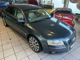 Audi A8 3.2 FSI - Audi A8 mit Benzin-Antrieb: Limousine, 3.2