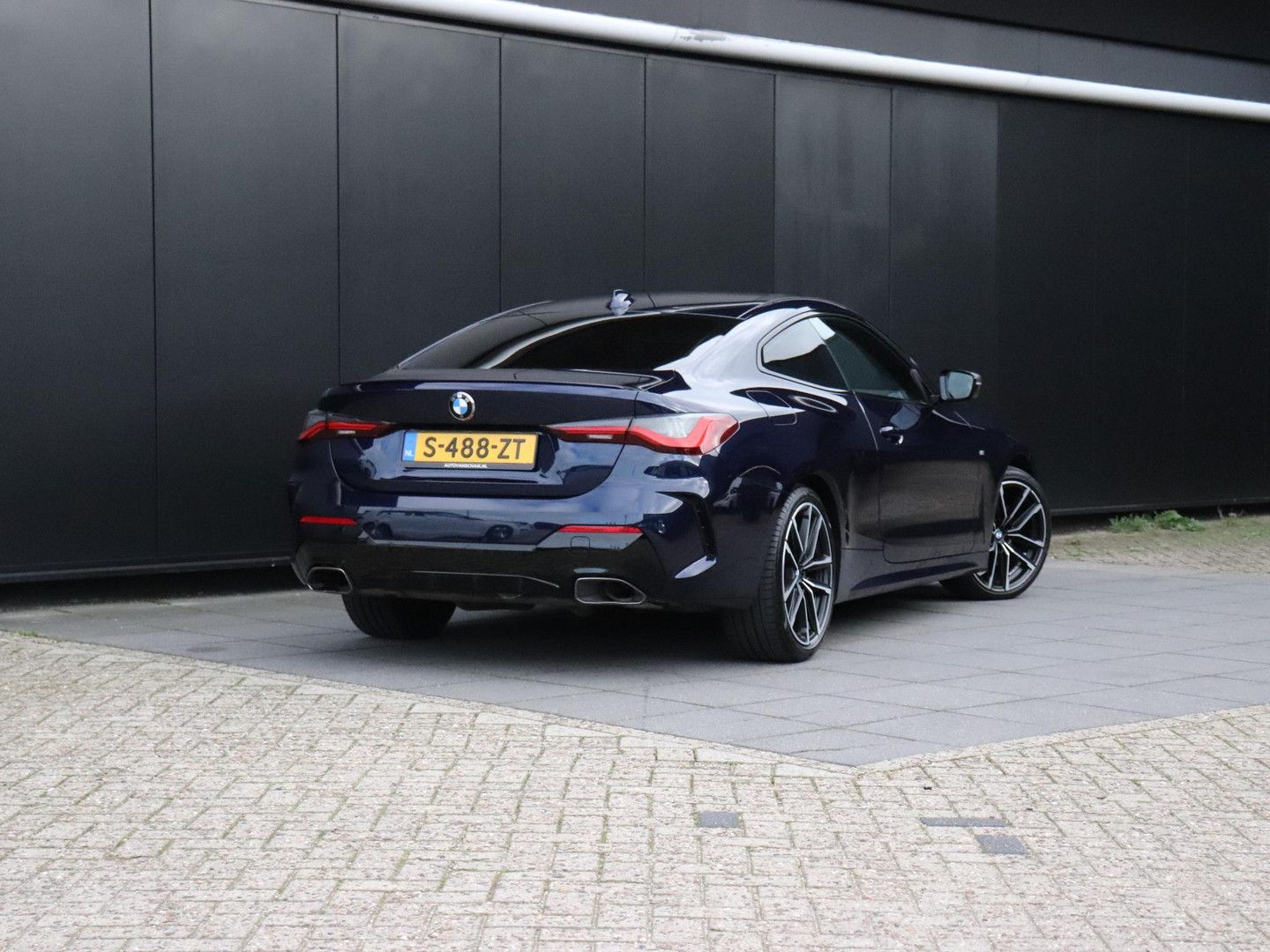 BMW M440i 4-serie Coupé xDrive High Executive | LED imagem 3