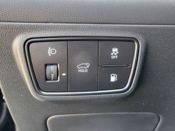 Fahrzeugabbildung Hyundai TUCSON 1.6 T-GDI PHEV 4WD TREND el.Heckkl.