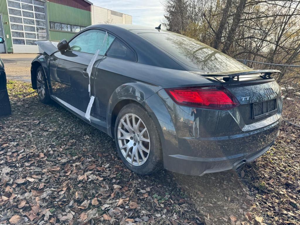 Audi TT Coupe 2.0 TFSI quattro