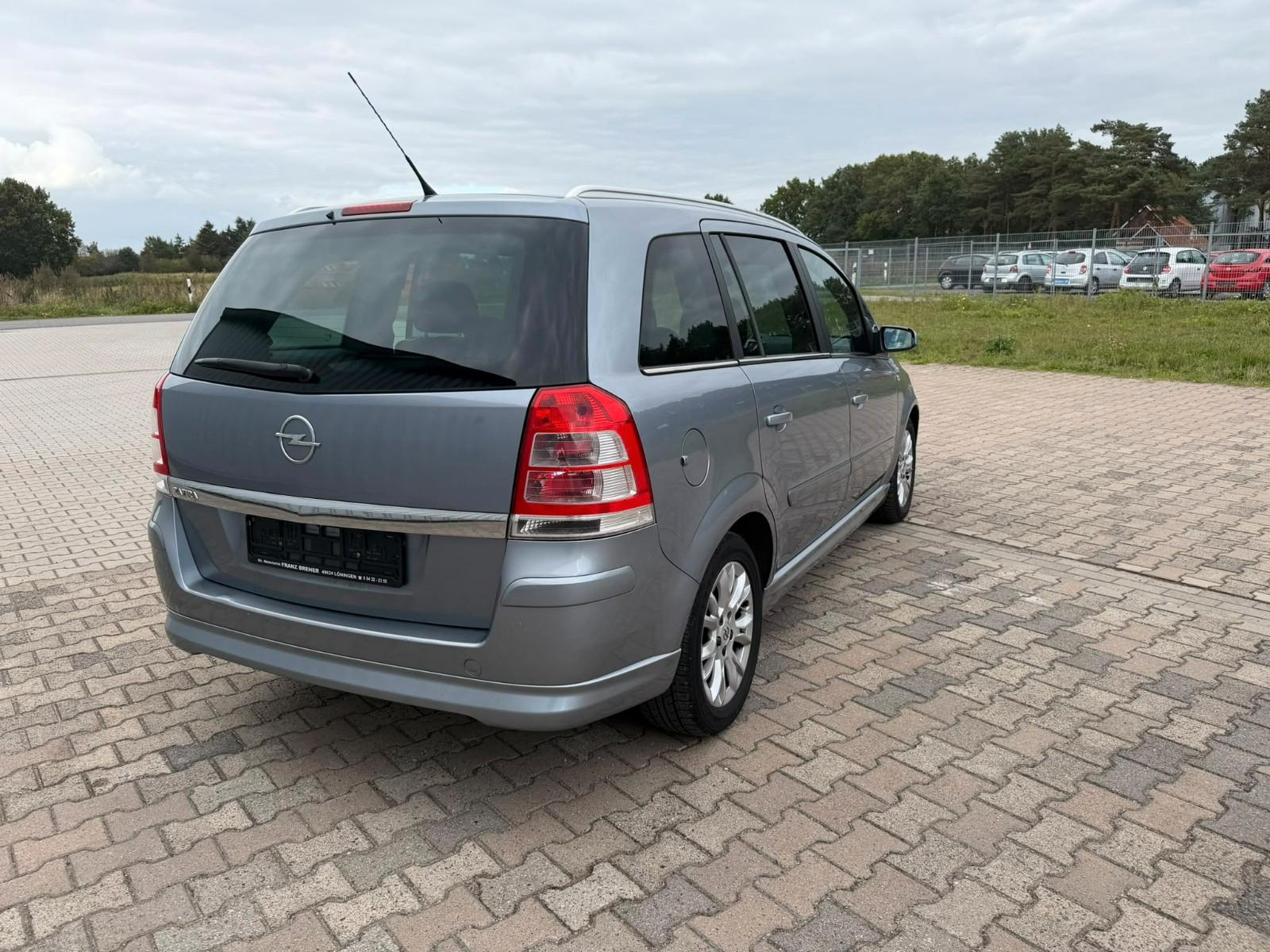 Opel Zafira B Sport