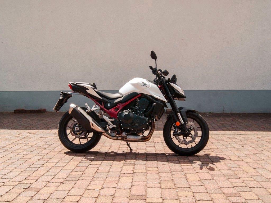 Honda CB 750 Hornet 2025, Vorführer