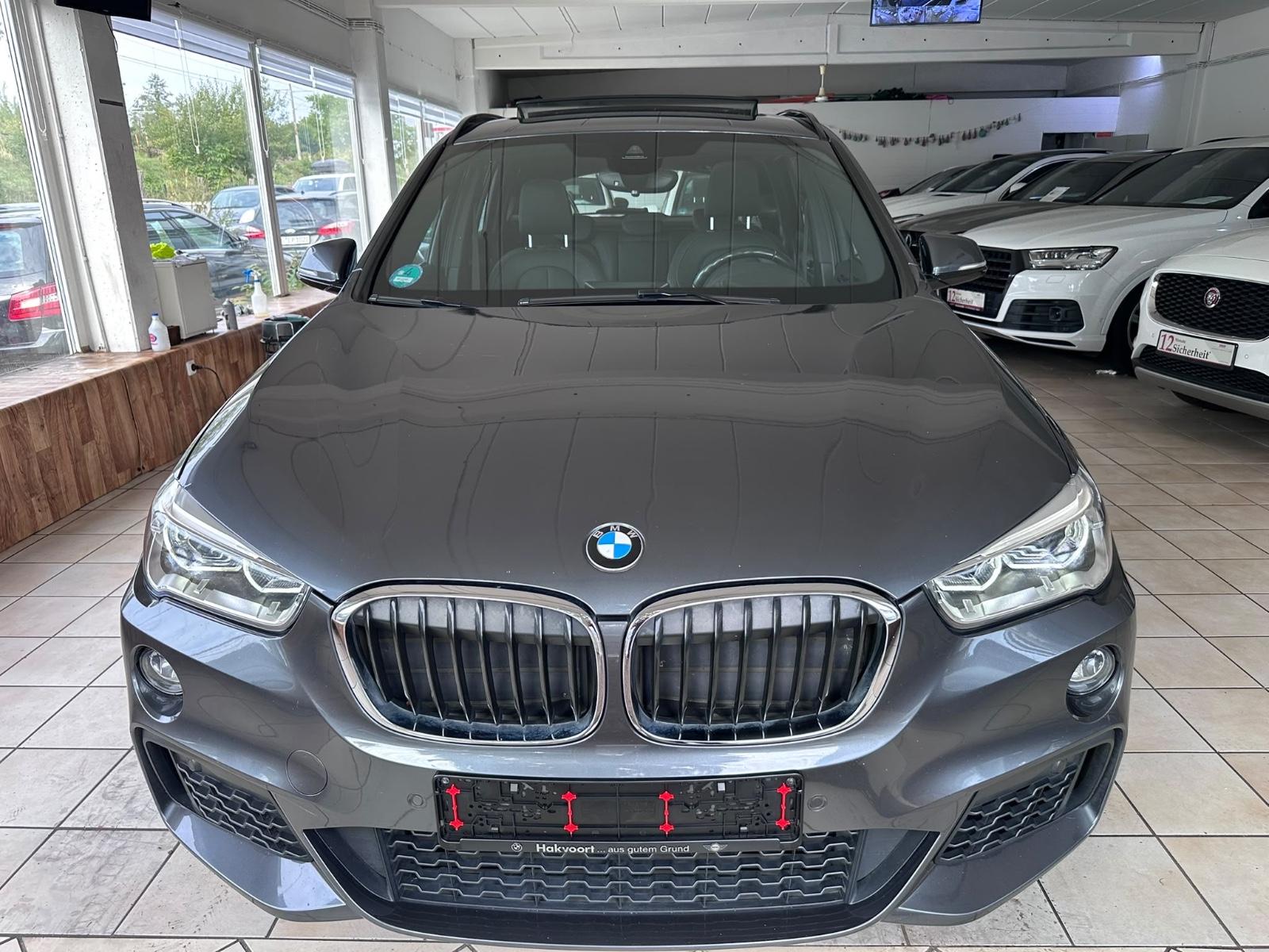 BMW X1 sDrive 18 i M Sport Automatik Leder Panorama