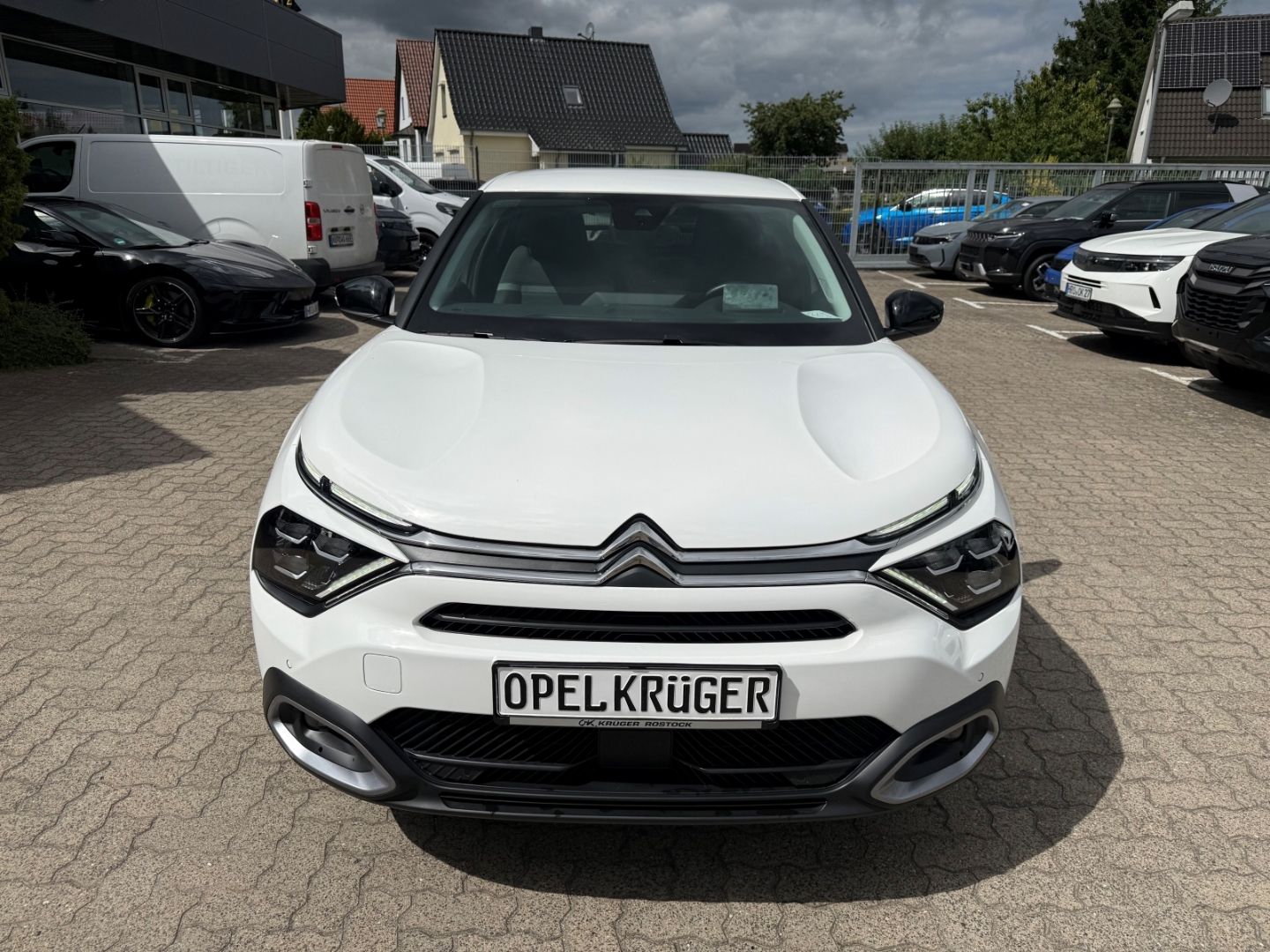Fahrzeugabbildung Citroën C4 Shine SHZ+LHZ+Kamera+Allwetter