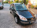 Renault Scénic 2006. 1,9 dCi - Renault Scenic aus 2006 mit Diesel-Antrieb