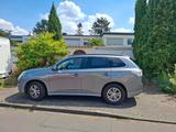 Mitsubishi Outlander 2.2 DI-D Invite ClearTec 2WD Invite - Mitsubishi Outlander in Bonn
