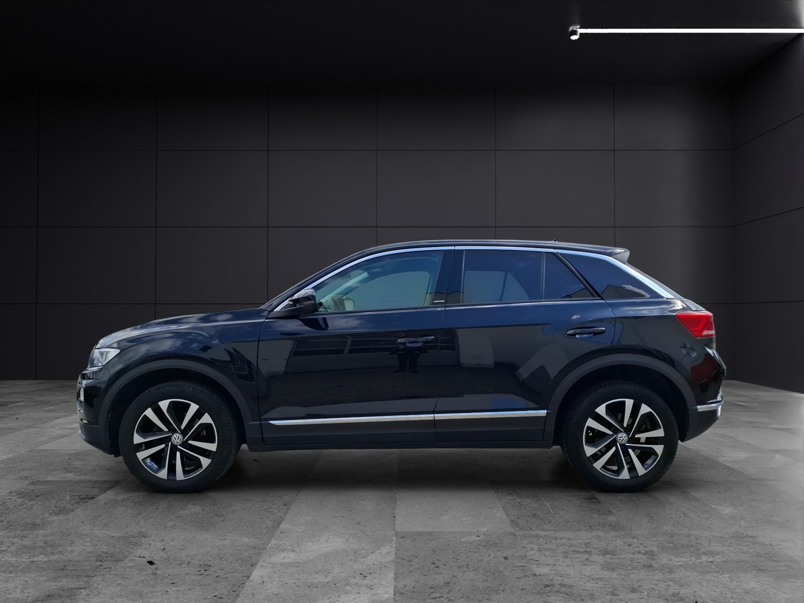 Fahrzeugabbildung Volkswagen T-Roc TSI United Navi ACC PDC SH LM