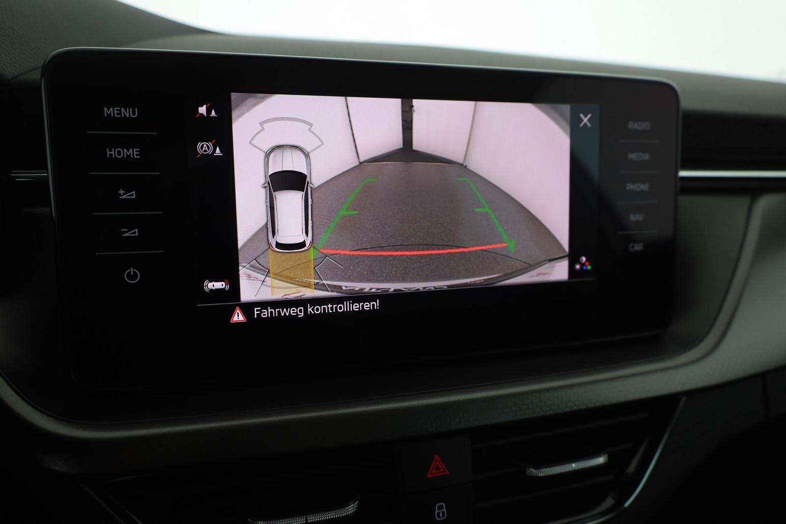 Skoda Kamiq 1.0 TSI DSG Ambition SmartLink Kamera ACC