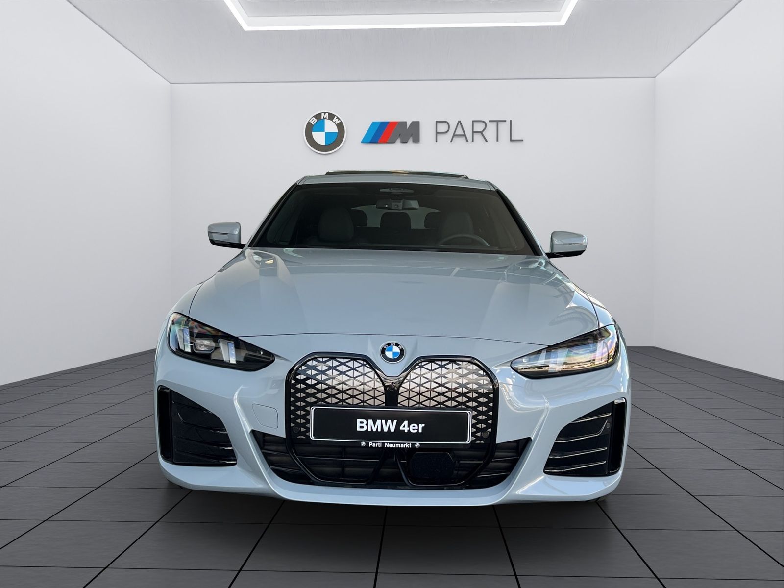 BMW i4 xDrive40 M Sportpaket Pro NAVI LED eGSD AHK H imagem 2