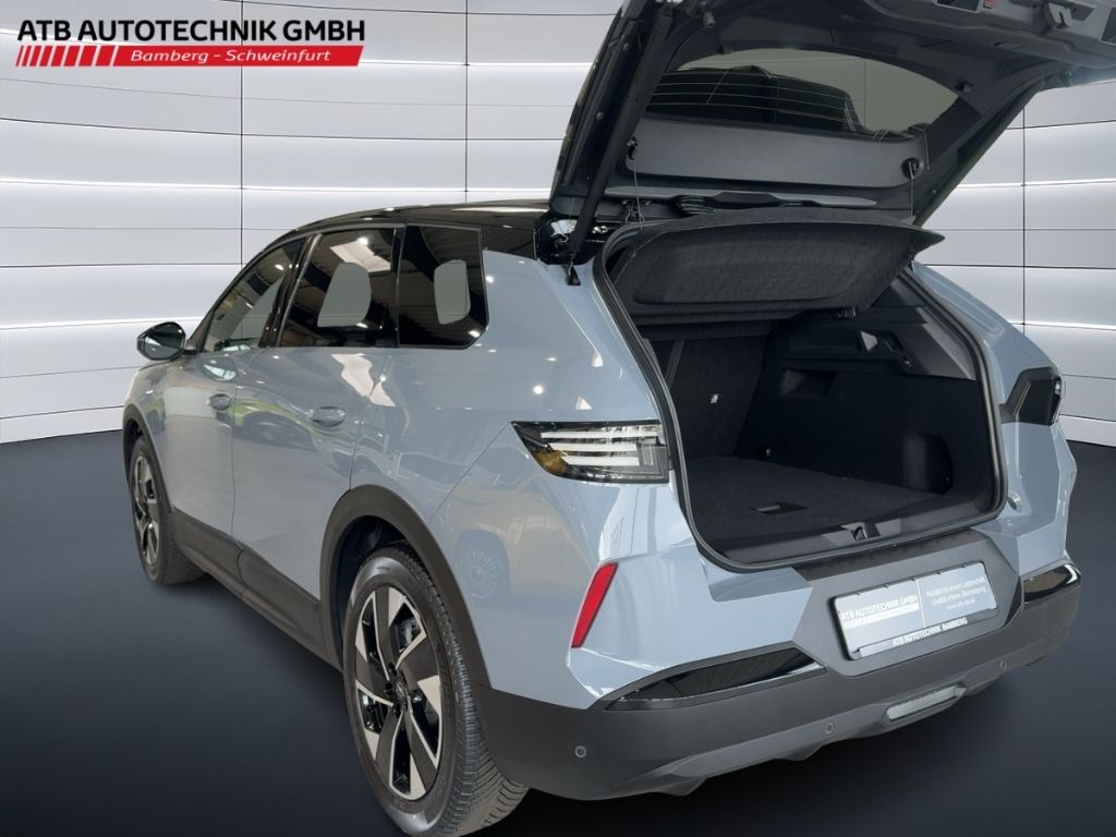 Fahrzeugabbildung Opel Grandland GS, Allwetter, 360 Grad Kamera, SHZ, L