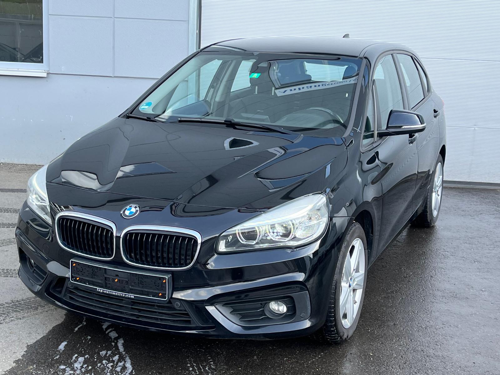 BMW 220i Active Tourer*SHZ*LED*NAVI*KEYLESS*KAMERA