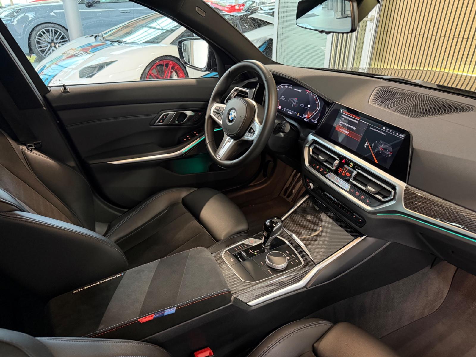 BMW M340i Touring xDrive *KEYLESS/H&K/AHK/LED/KAMERA