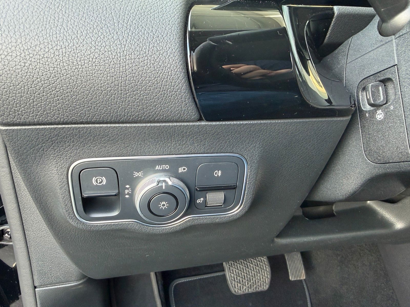 Fahrzeugabbildung Mercedes-Benz B 250 e Progressive MBEAM+R-Kamera+Carplay+MBUX