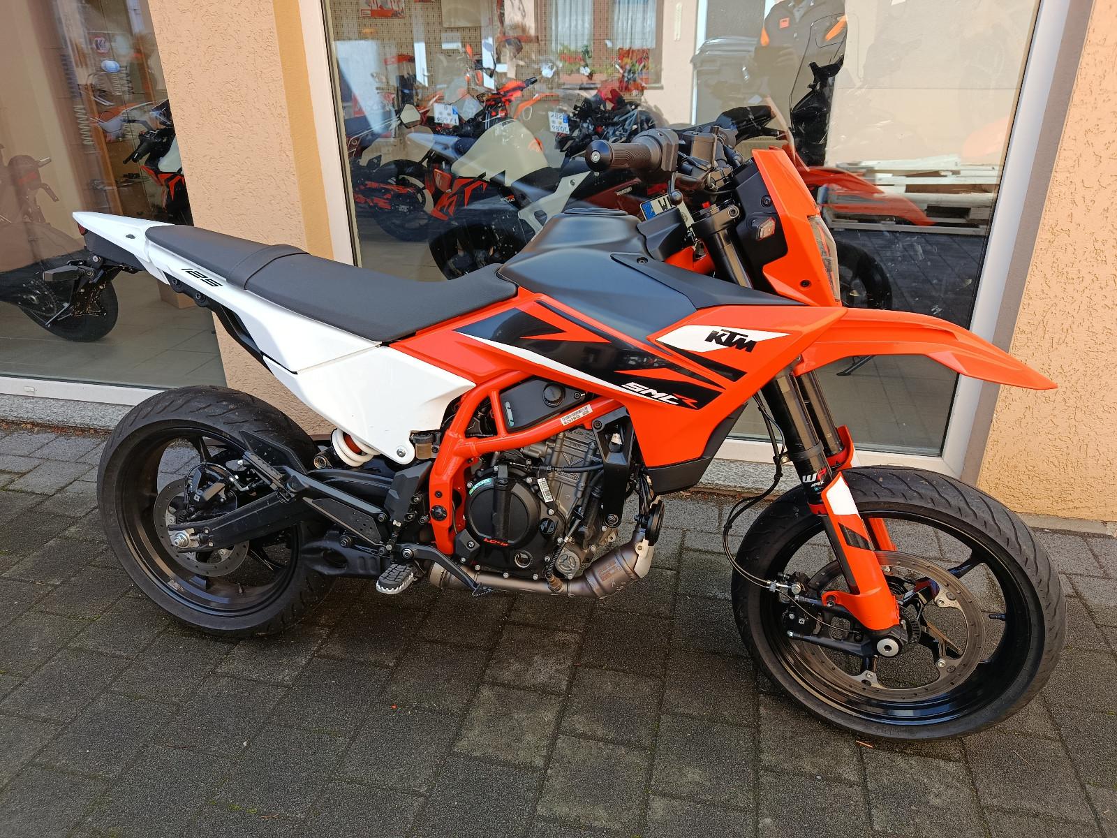 KTM 125 SMC-R  kurzes Heck Garantie bis 2030