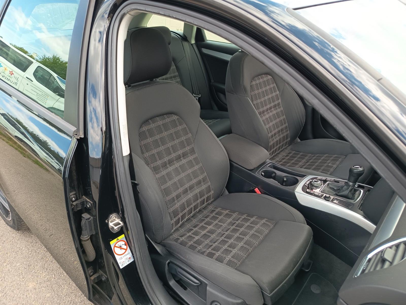 Audi A4 2011 — photo 11