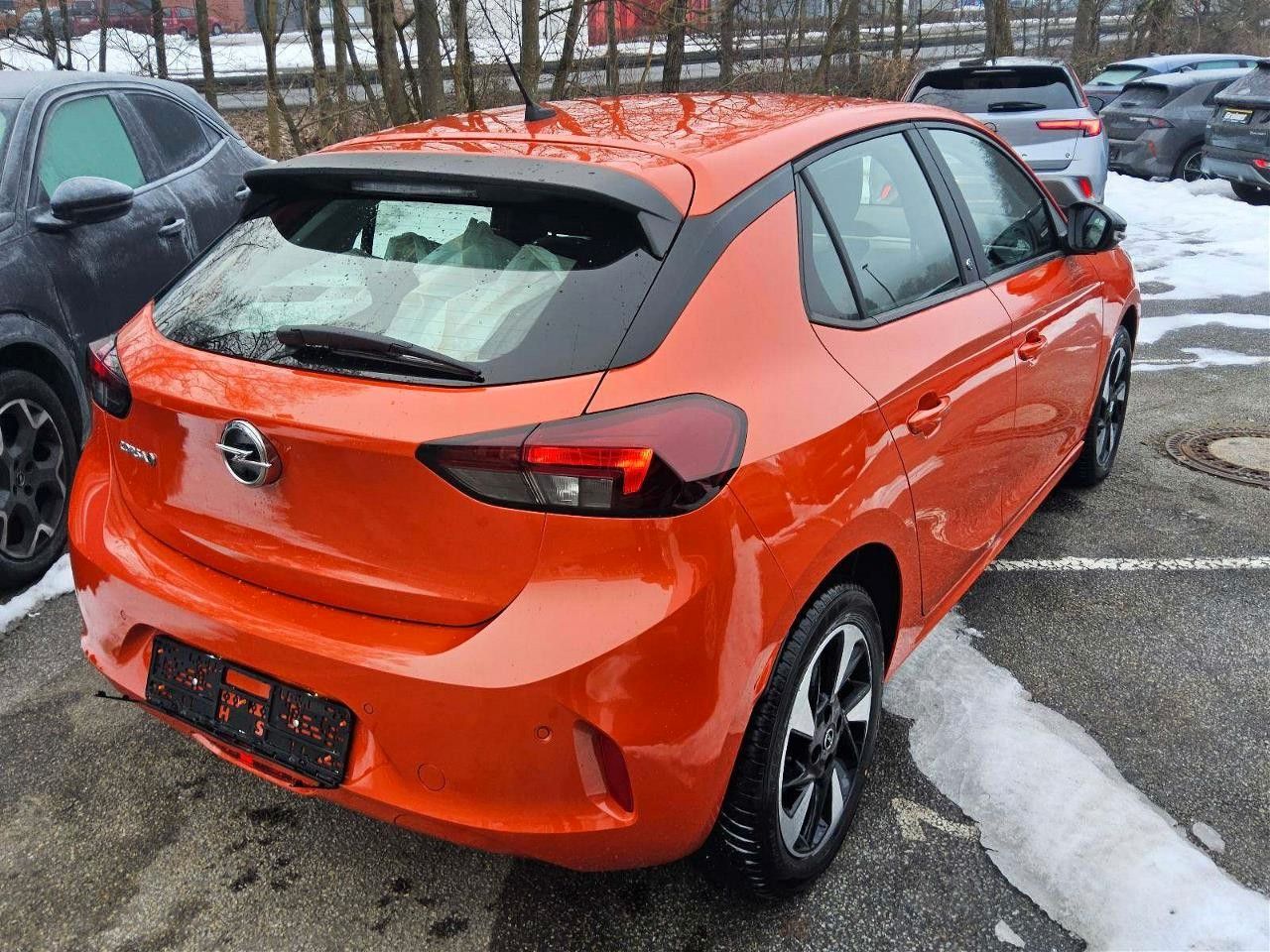Fahrzeugabbildung Opel Corsa-e F EDITION 7KW NAVI/VIRT/TEMP/DAB/WÄRMEP.
