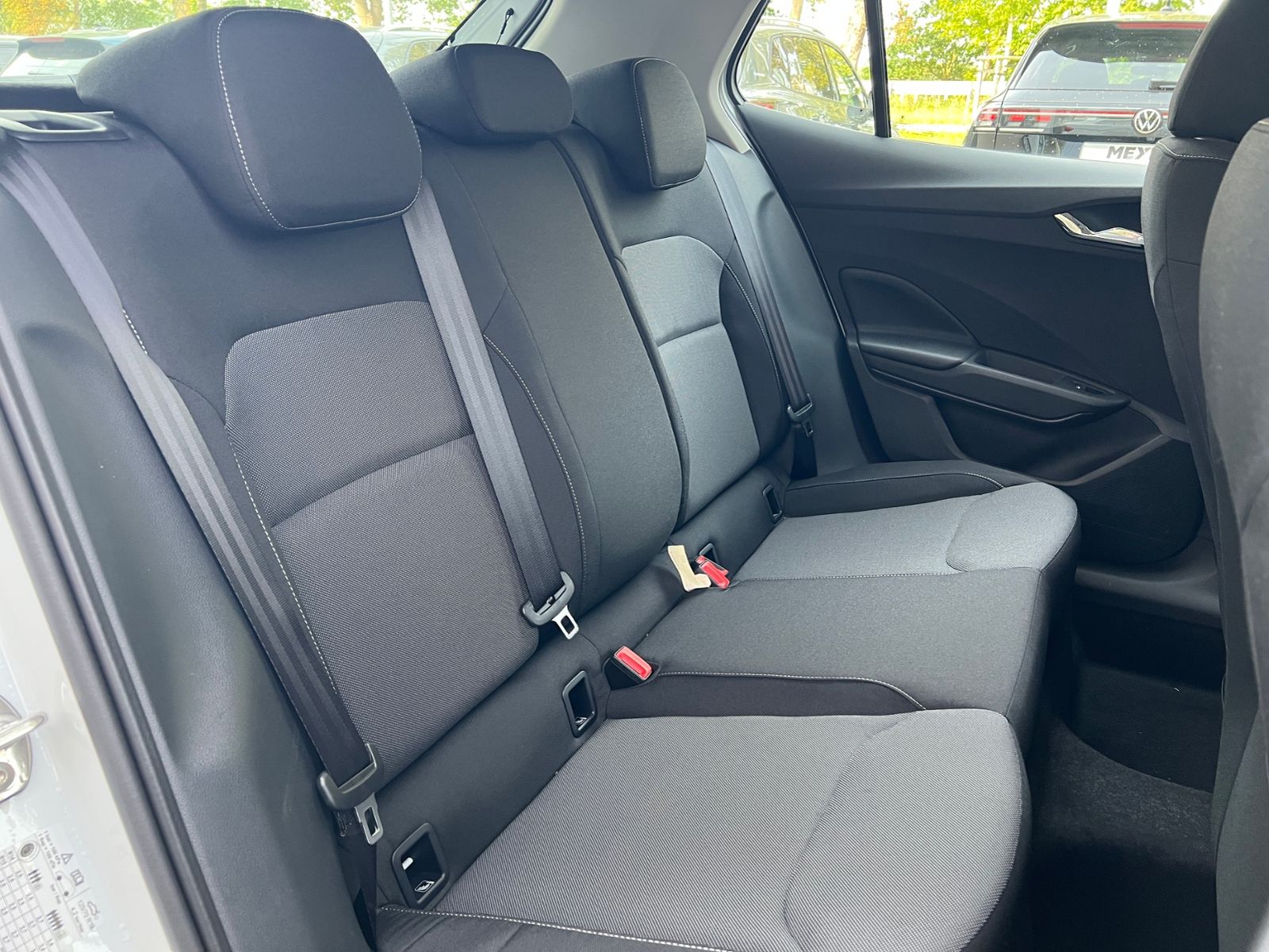 Fahrzeugabbildung SKODA Fabia IV Selection 1.0 MPI *LED, Climatronic, Si