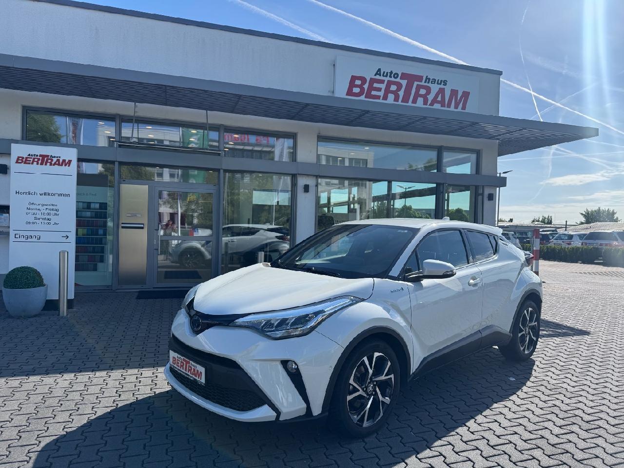 Toyota C-HR Hybrid Team D