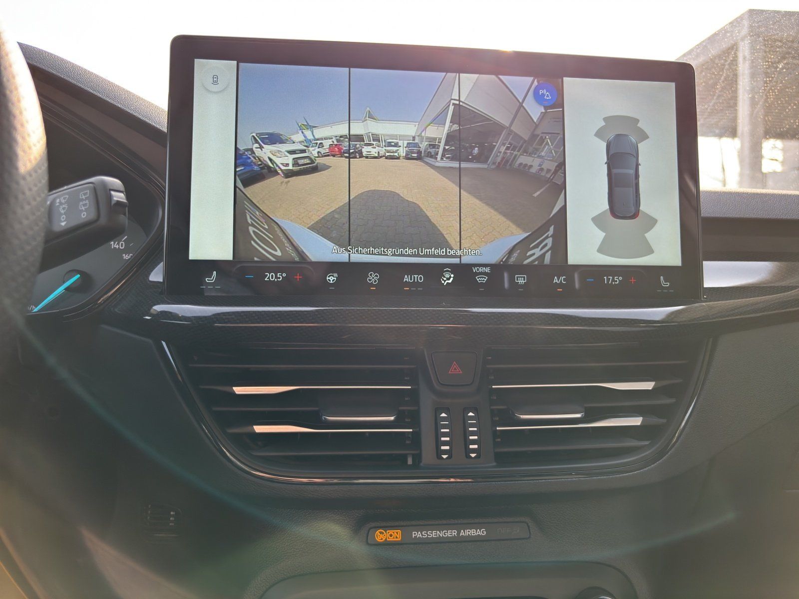 Fahrzeugabbildung Ford Focus Turnier 1,0 Ecoboost ST-Line