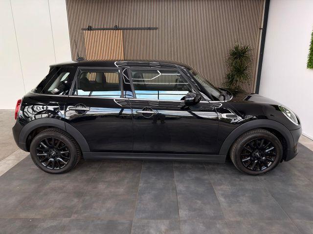 MINI Cooper 1.5 L 100kw Tempomat Bluetooth LED-Licht 