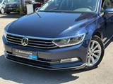 Volkswagen Passat Lim. Highline SHZ/AHK/Navi/Massage/R-Line - gebrauchte Volkswagen Passat aus dem Jahr 2015