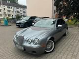 Jaguar S Type 2,7 V6 in top Zustand - Jaguar S-Type: 2.7